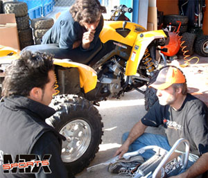MTXSports con Pedregá - Parrillas pies RENEGADE 800
